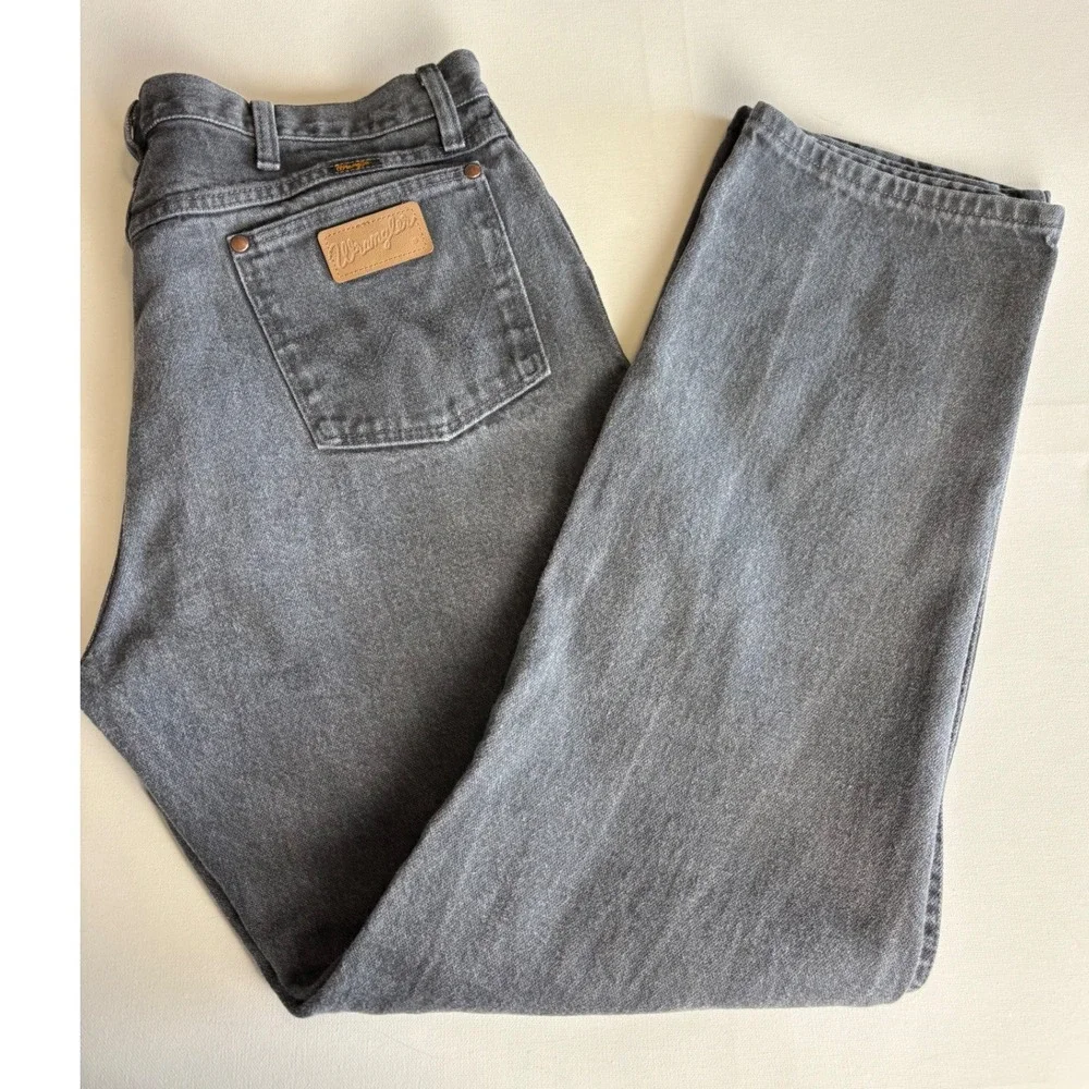 Wrangler Cowboy Cut 13MWZCG Mens Jeans Fits 36x33 Faded Black Straight Leg Denim